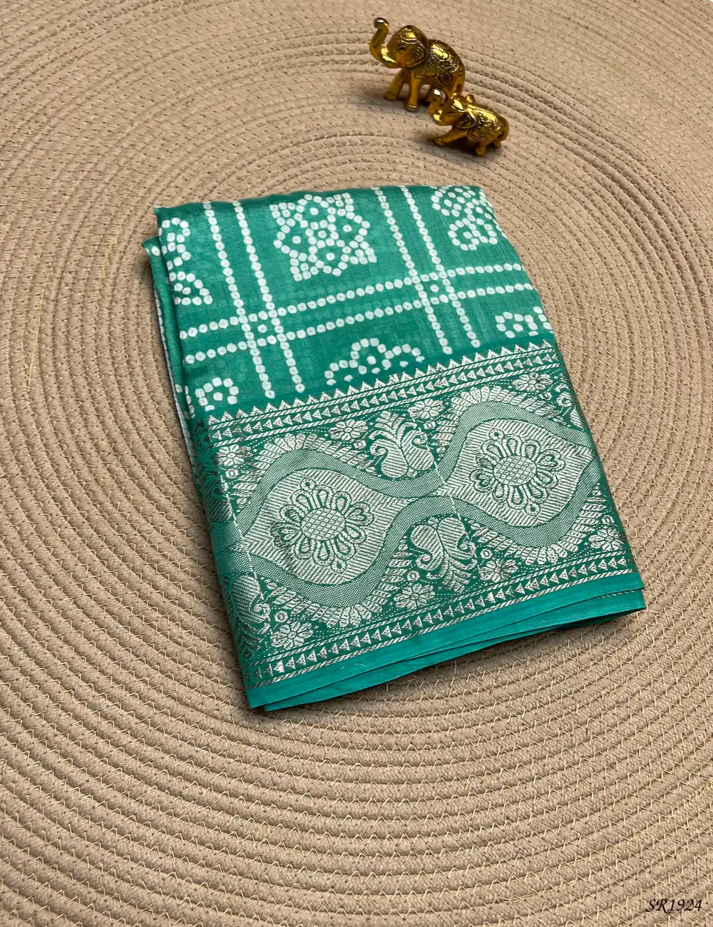Green - Mangalagiri Silk Saree Front View