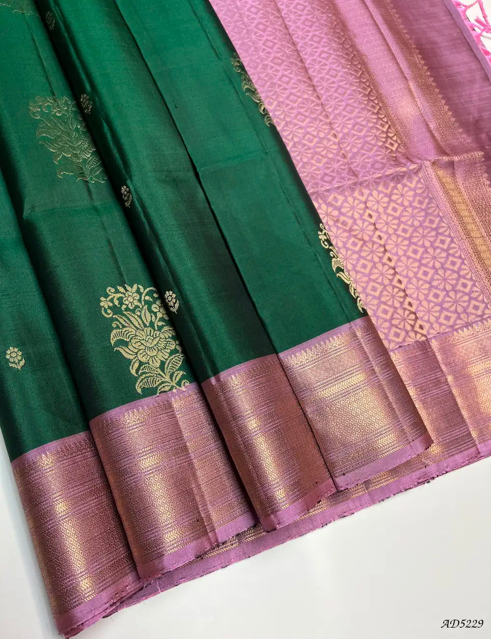 Green & Pink - Kanchi Border Soft Silk Saree Front View