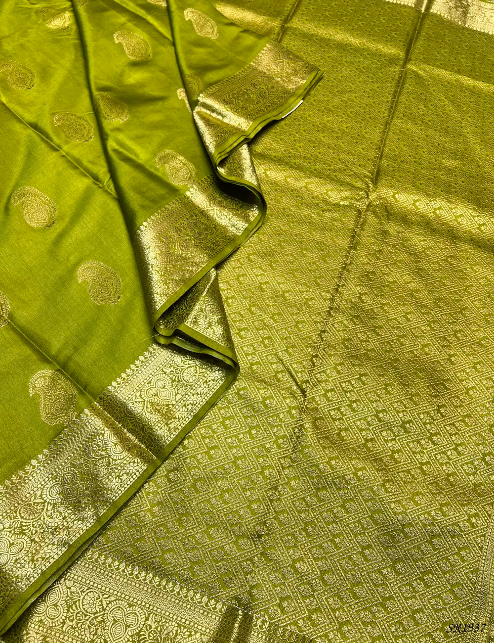 Green - Semi Banaras Saree Pallu View