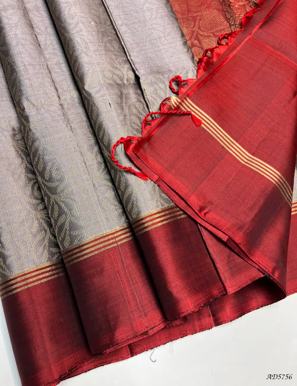 Grey & Maroon - Soft Silk Bridal Saree Pallu View