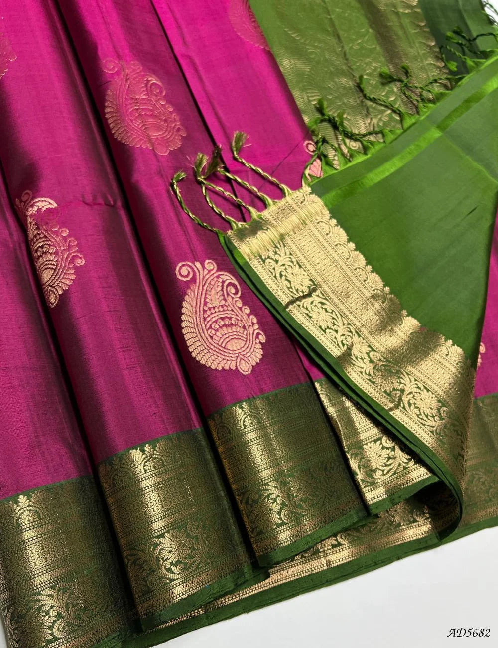 Jazzberry Jam & Moss Green - Kanchi Border Soft Silk Saree Pallu View