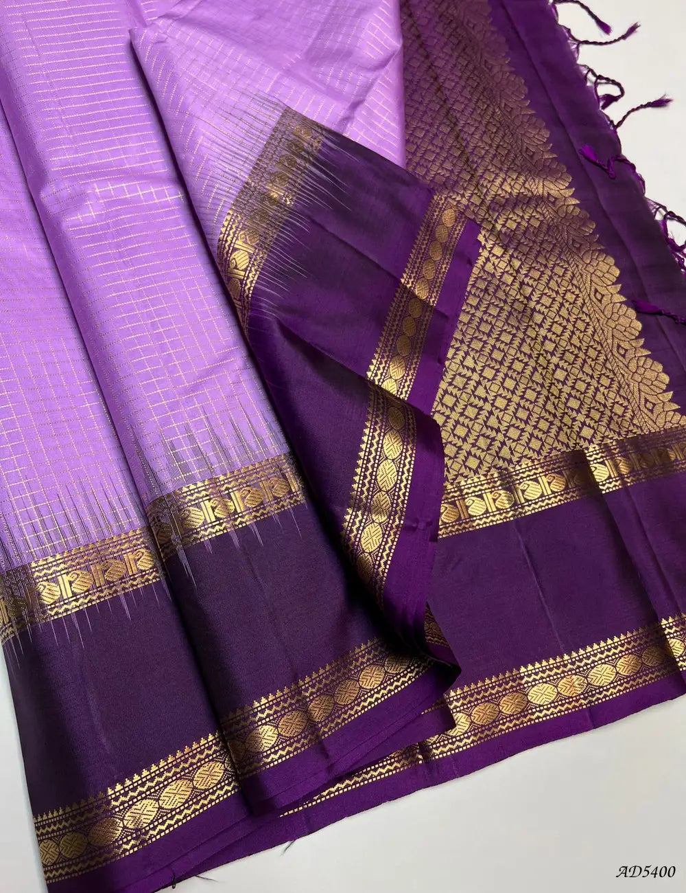 Lavender & Purple - Checkerd Retta Pet Soft Silk Saree Front View