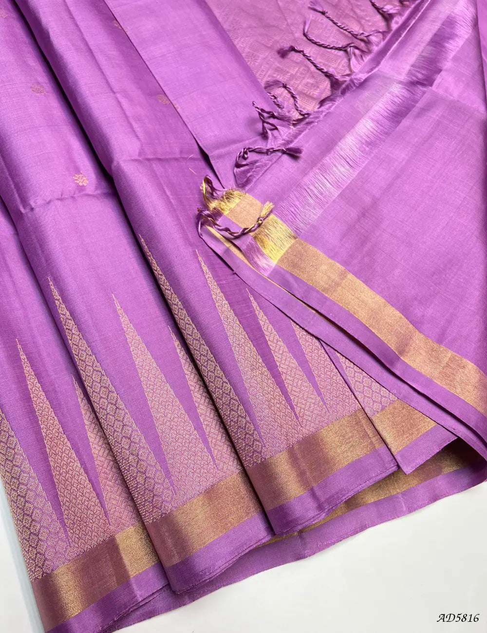 Lavender - Soft Silk Saree Pallu View