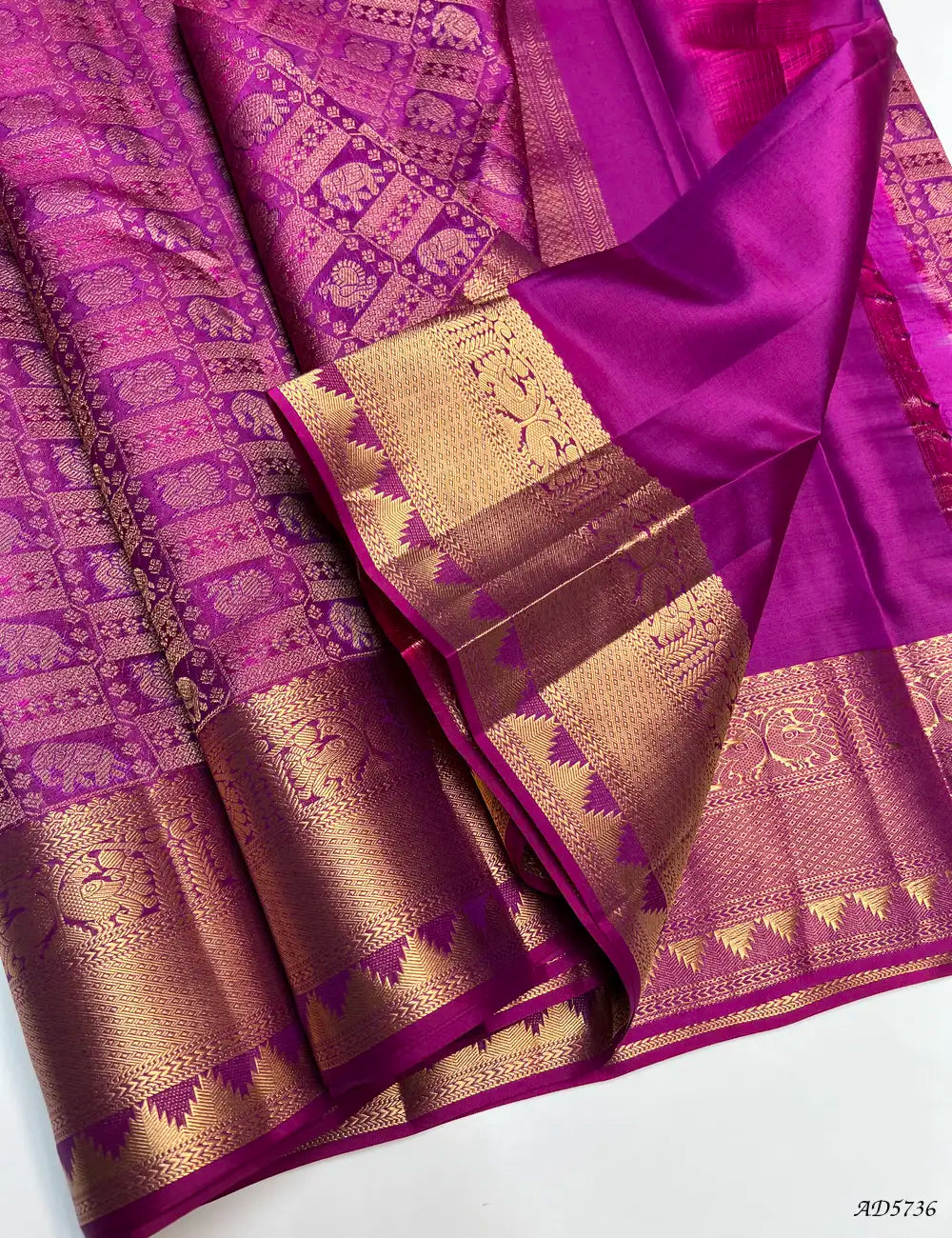 Magenta - Kanjeevaram Bridal Brocade Soft Silk Saree Pallu View