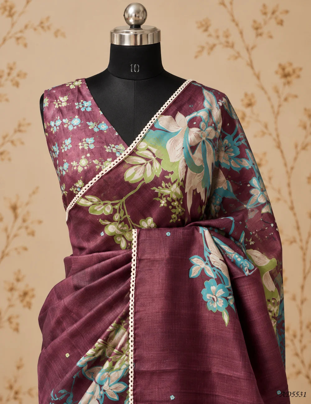 Maroon - Pure Tussar With Fancy Cutwork Saree Pallu View