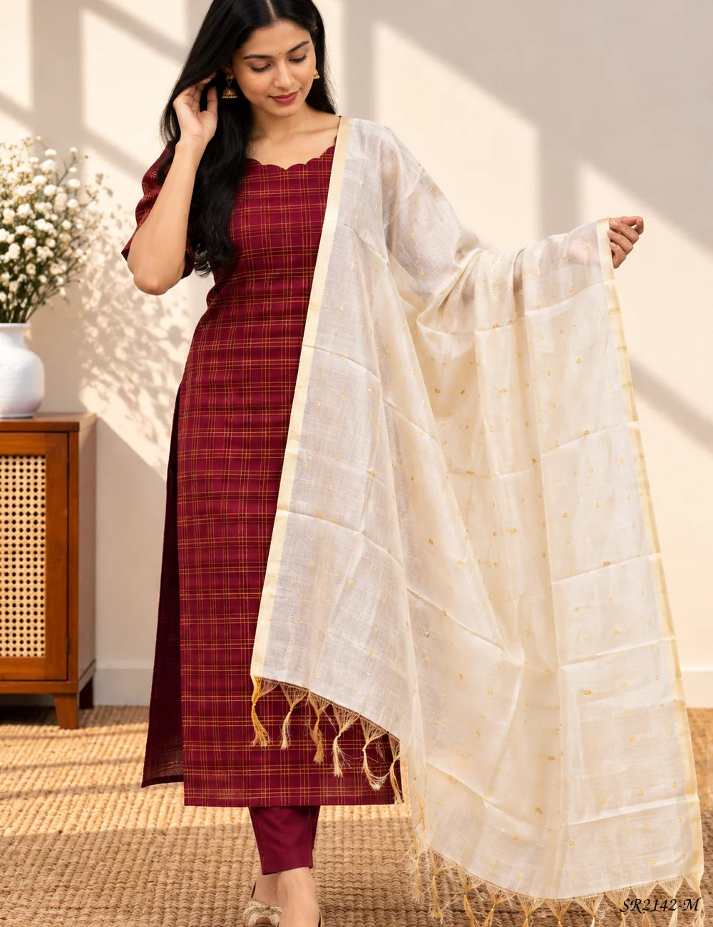 Maroon - Salwar Set Pallu View