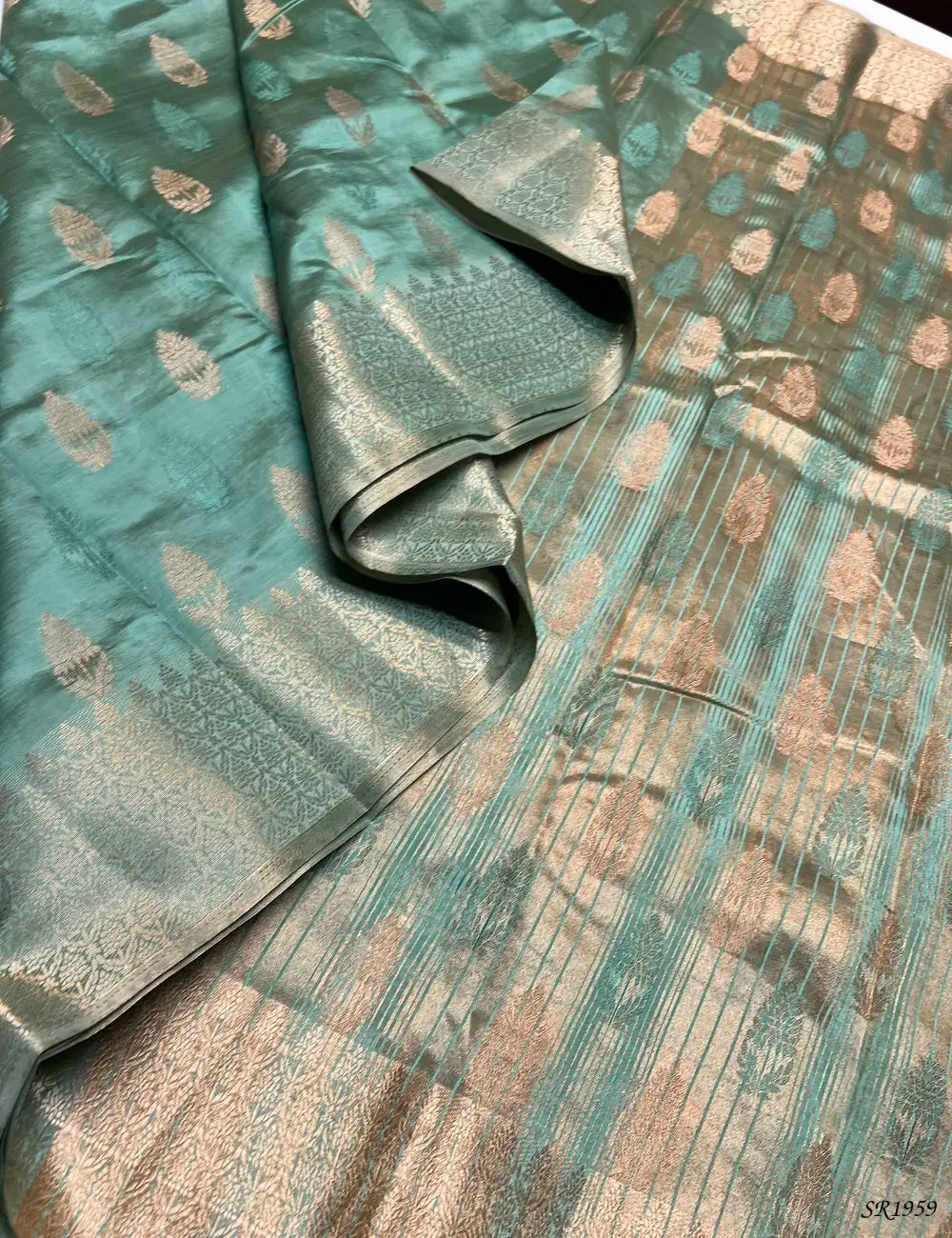 Mint Green - Semi Tussar Saree Pallu View