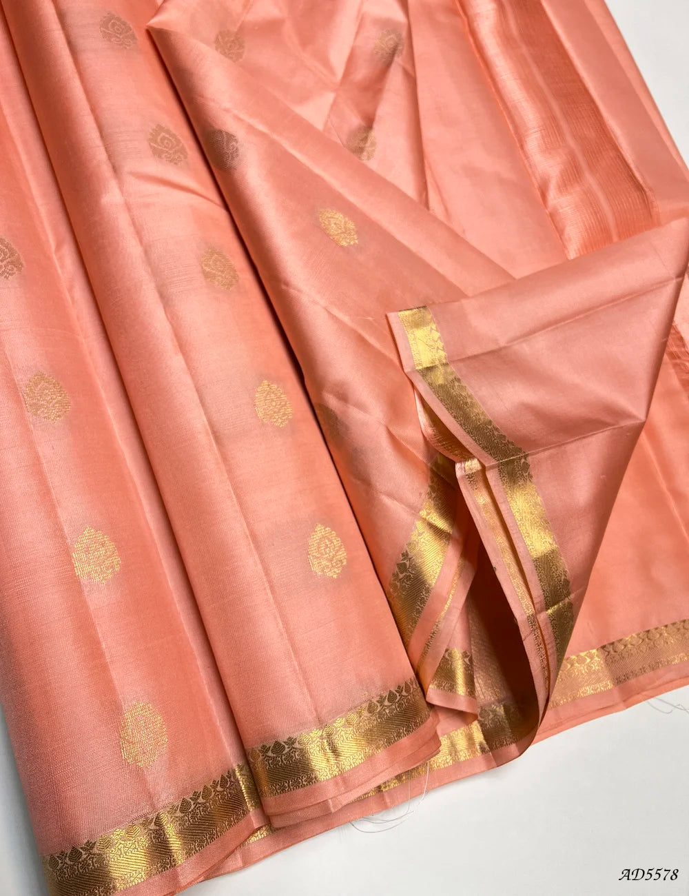 Peach - Kanchi Border Soft Silk Saree Pallu View