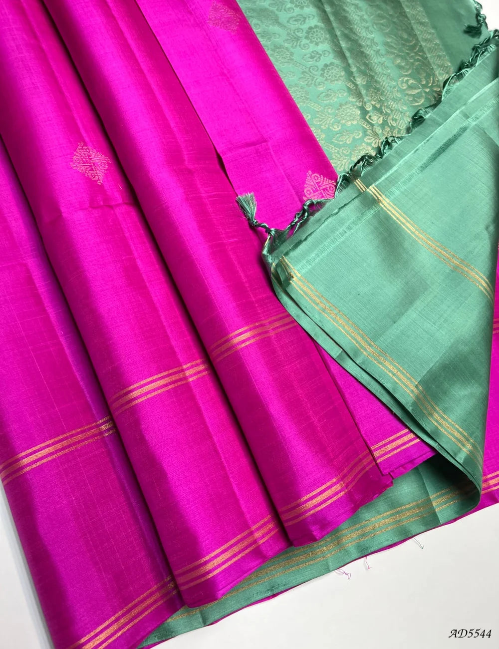 Pink & Mint Green - Soft Silk Saree Pallu View