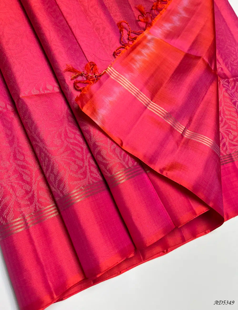 Pinkish Orange - Soft Silk Bridal Saree Pallu View
