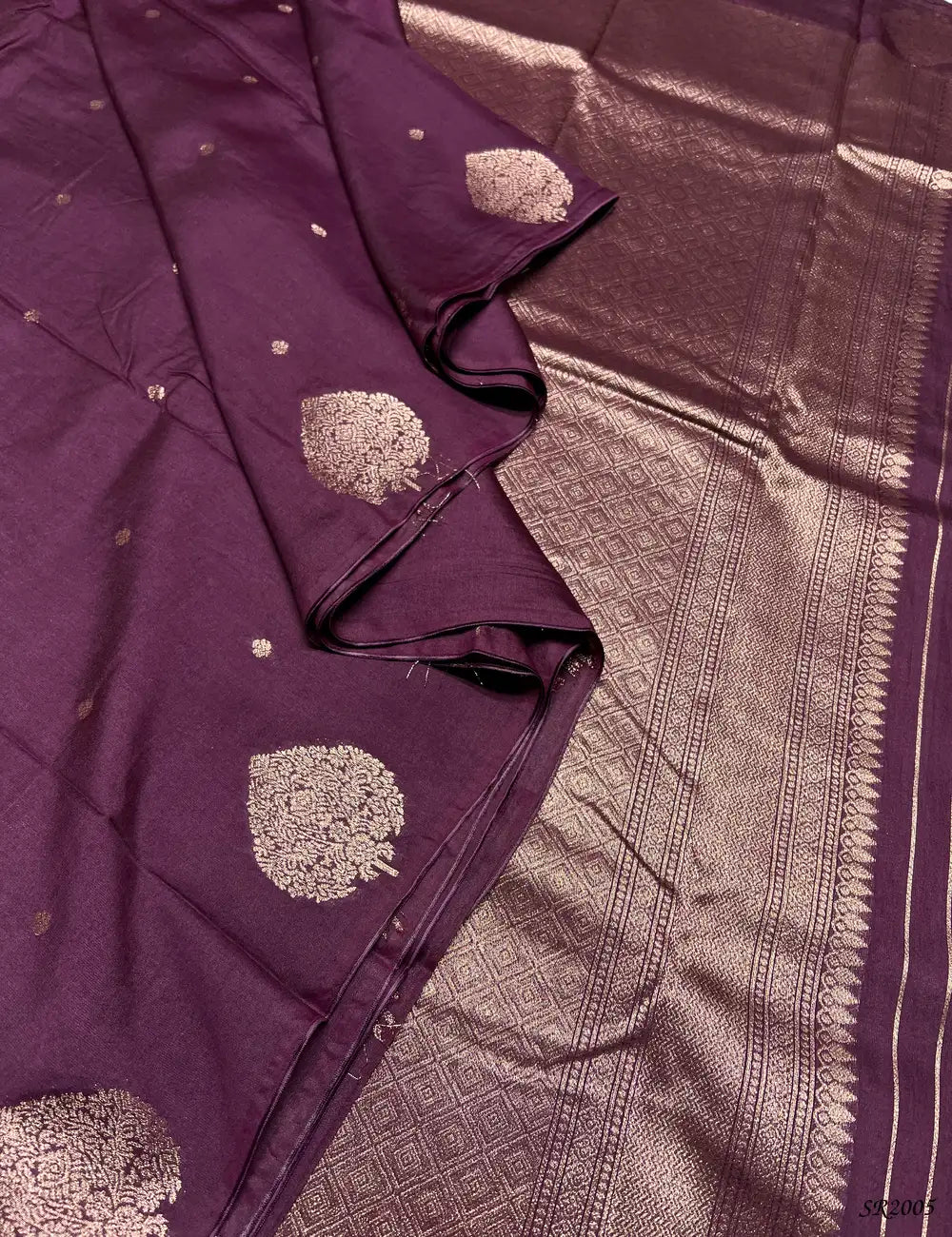 Plum - Viscose Georgette Saree Pallu View