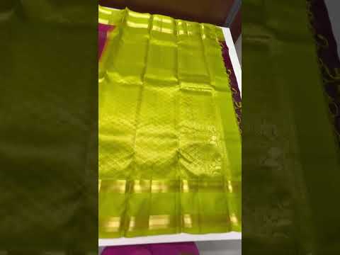 Maroon & Parrot Green - Retta Pet Border Soft Silk Saree