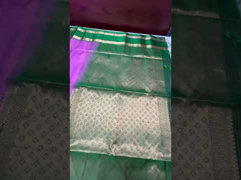 Paneer Rose & Green - Checkerd Retta Pet Soft Silk Saree