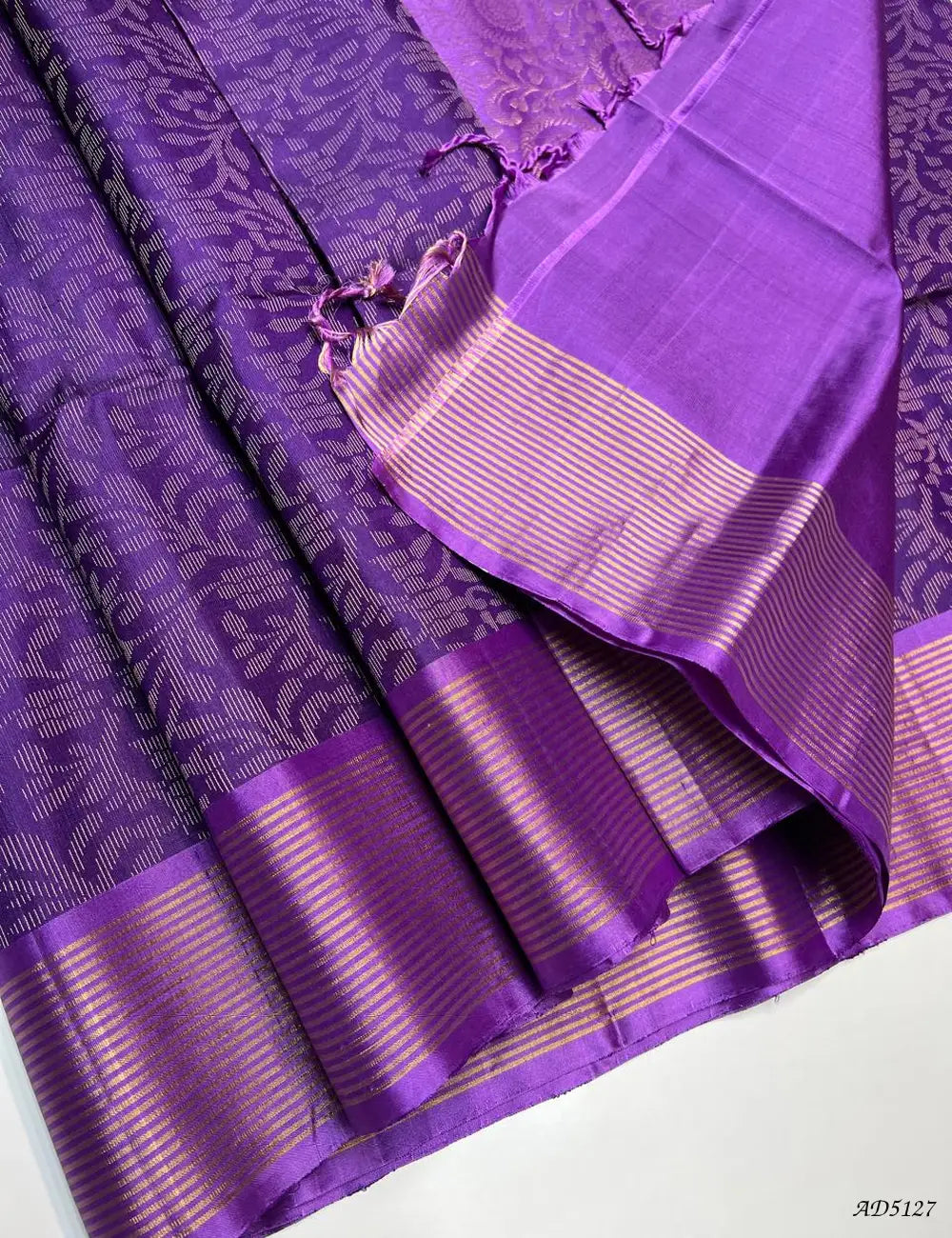 Purple & Lavender - Soft Silk  Bridal Saree Pallu View