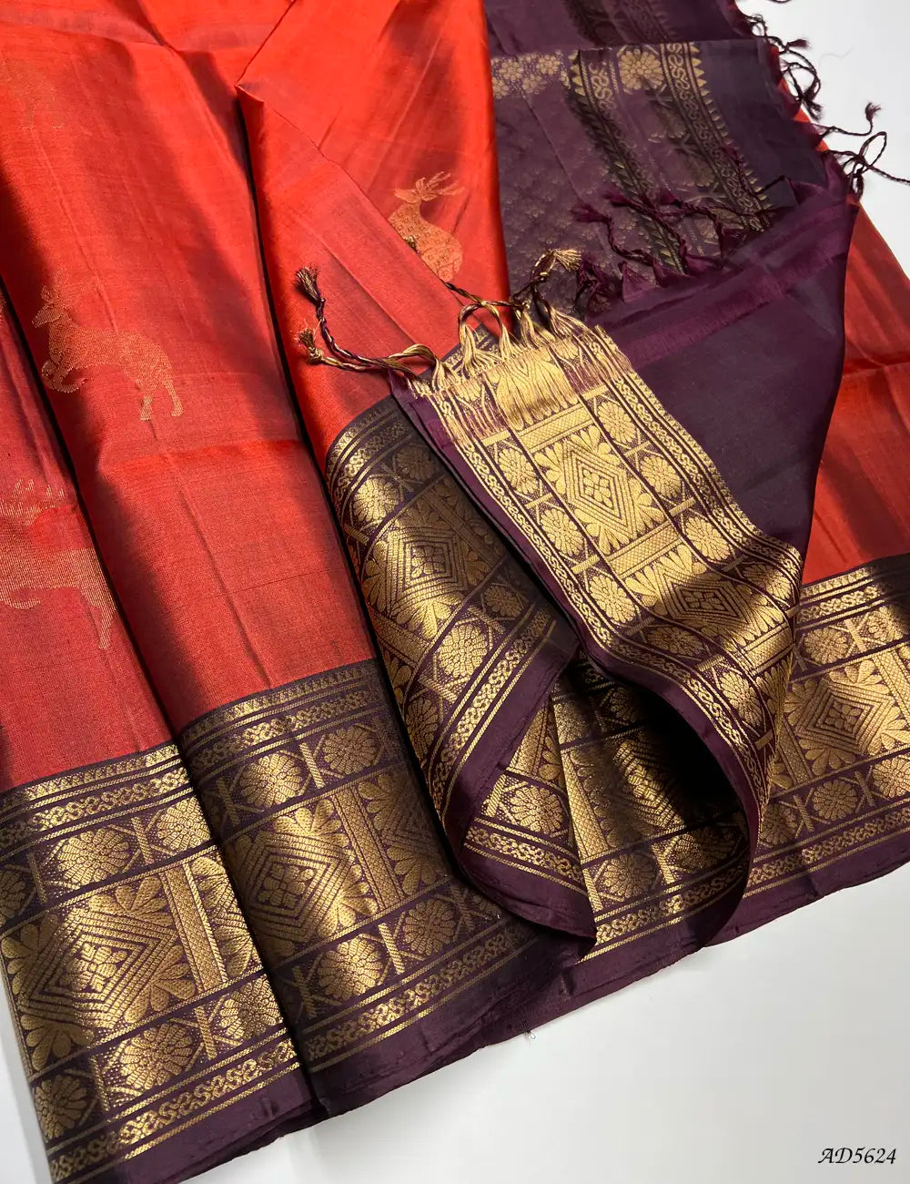 Rust & Coffee Brown - Kanchi Border Soft Silk Saree Pallu View