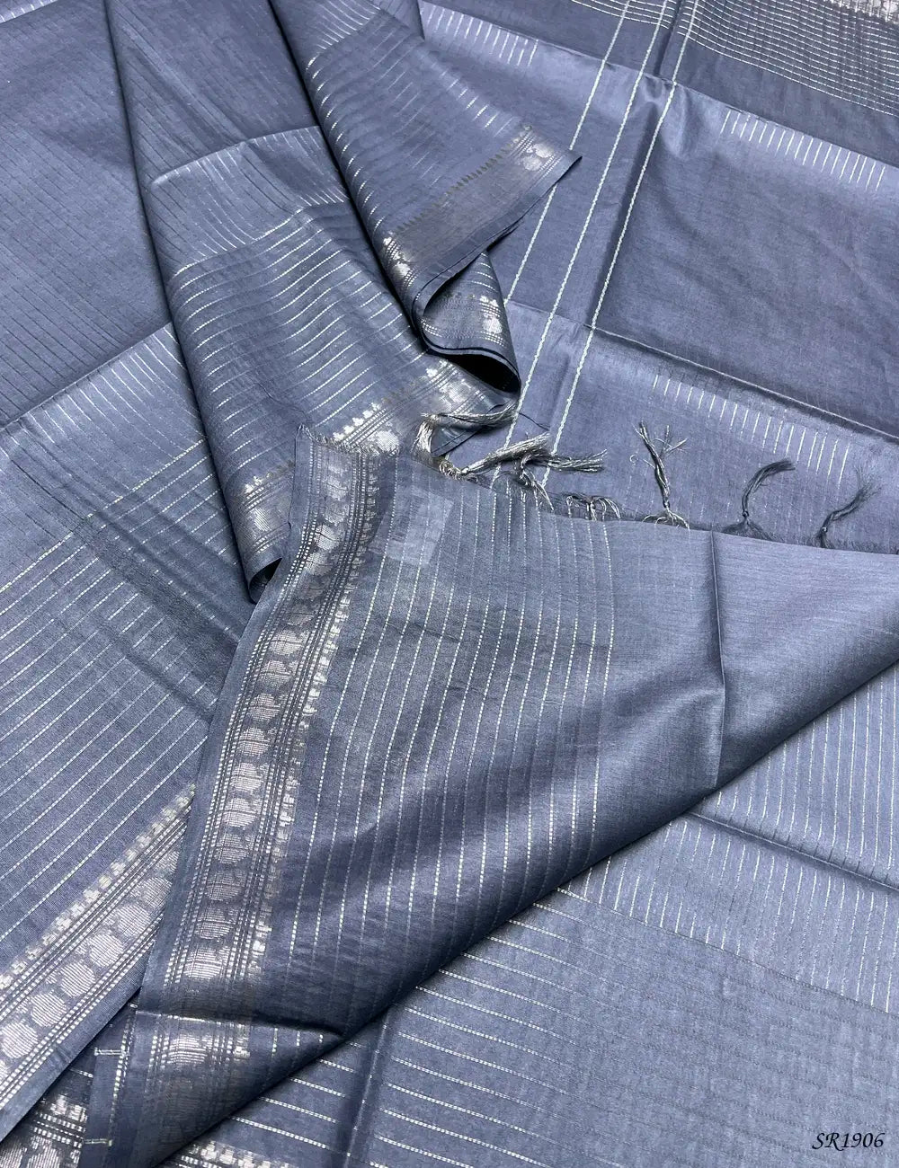 Slate Grey - Moonga Silk Saree Pallu View