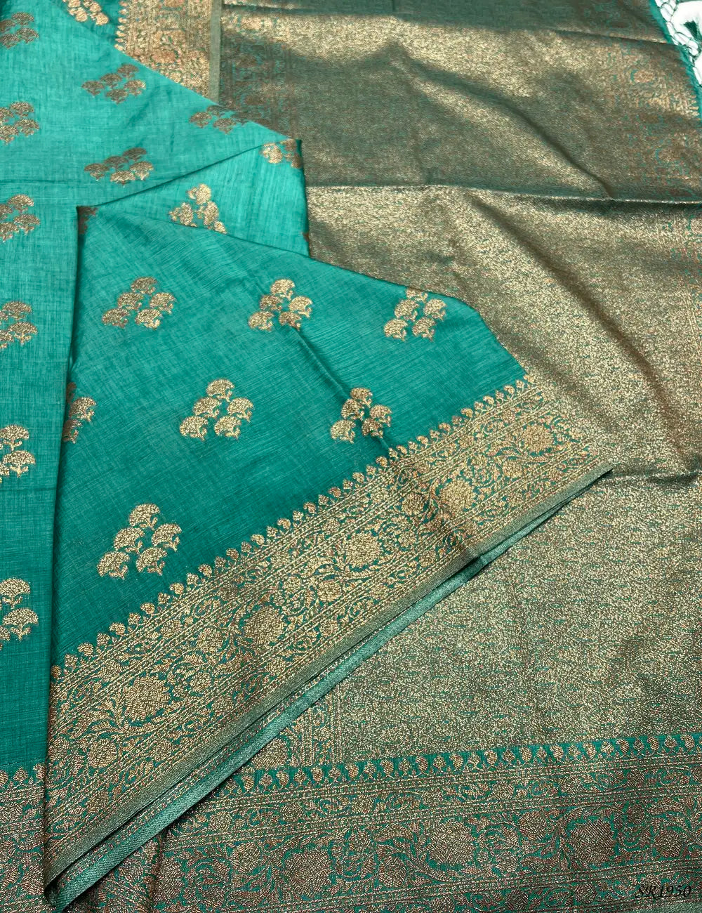 Teal Green - Semi Raw Silk Saree Pallu View
