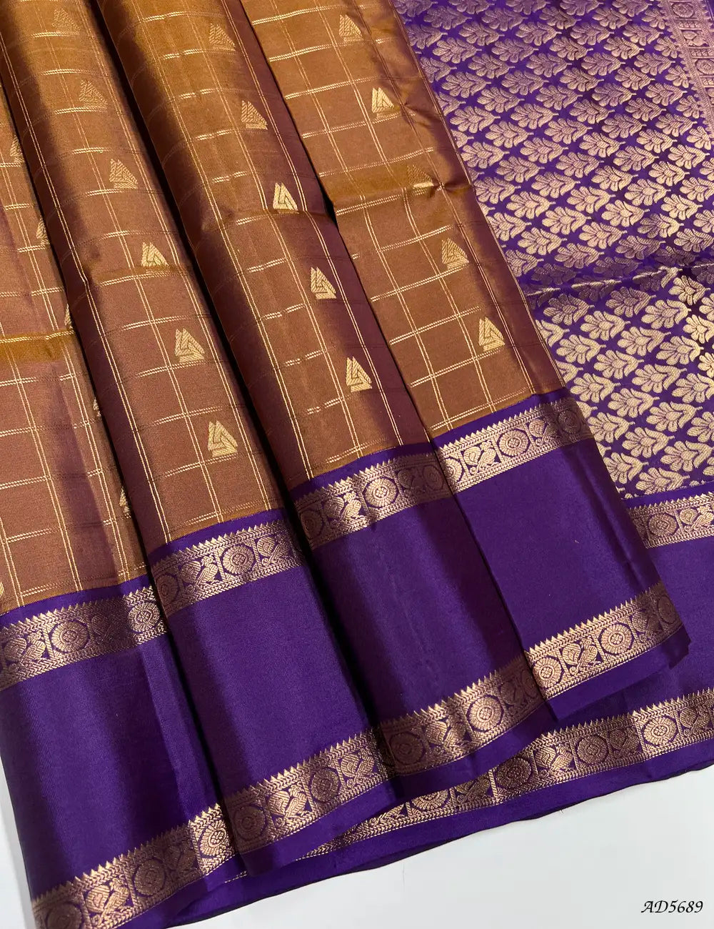 Wooden Brown & Purple -  Checkerd Retta Pet Border Soft Silk Saree Front View