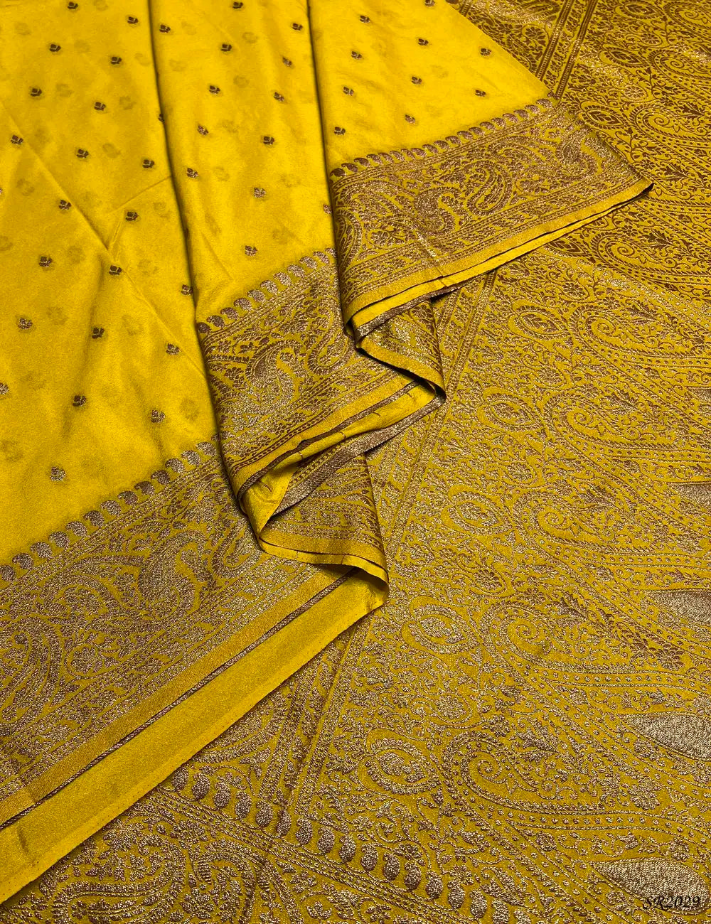 Yellow - Banaras Weaves Saree Pallu View