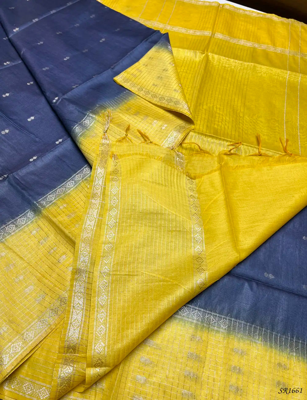 Yellow & Grey - Semi Tissue Saree Pallu View